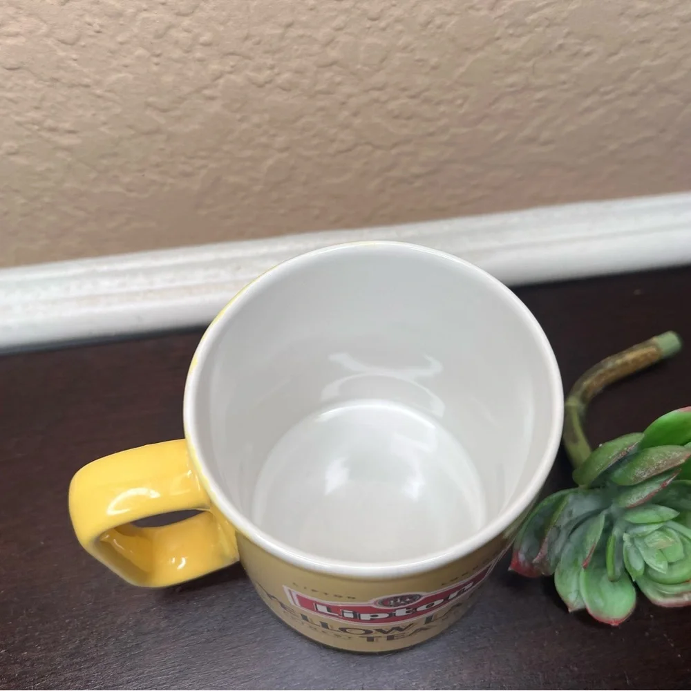 Vintage 1980's Lipton Yellow Label Tea Mug, Finest Blend,Bahrain Fine China
